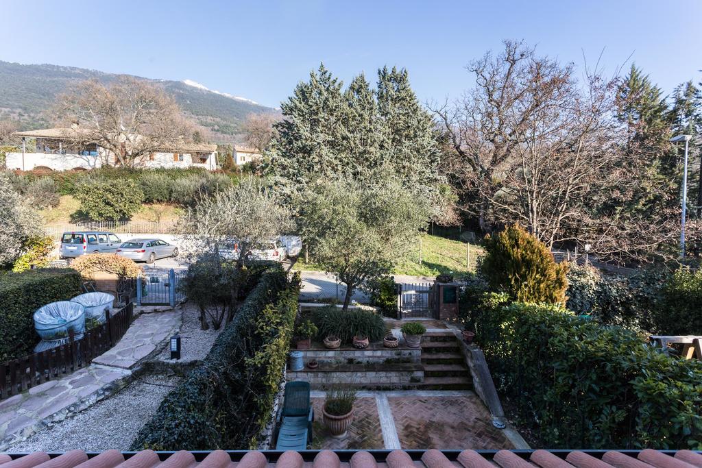 Le Fate Di Campagna Assis Exterior foto